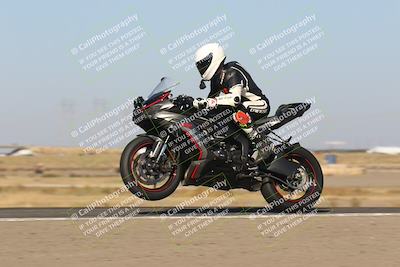 media/Oct-29-2023-Carters at The Track (Sun) [[b2bb4383ab]]/A Group/240pm (Wheelie Bump)/